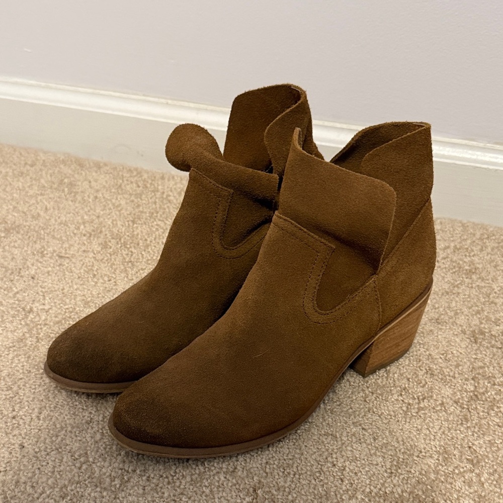 LAST CALL BP Brown Suede Ankle Booties SZ 8.5